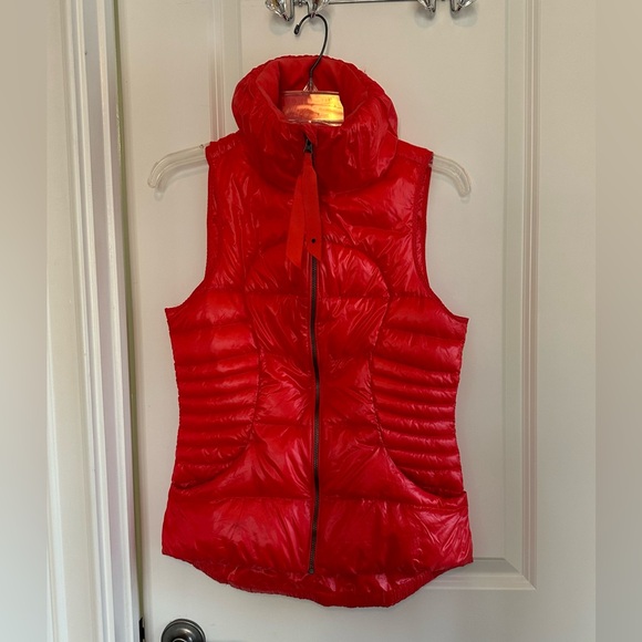 Lululemon Puffer Vest - Picture 2 of 14